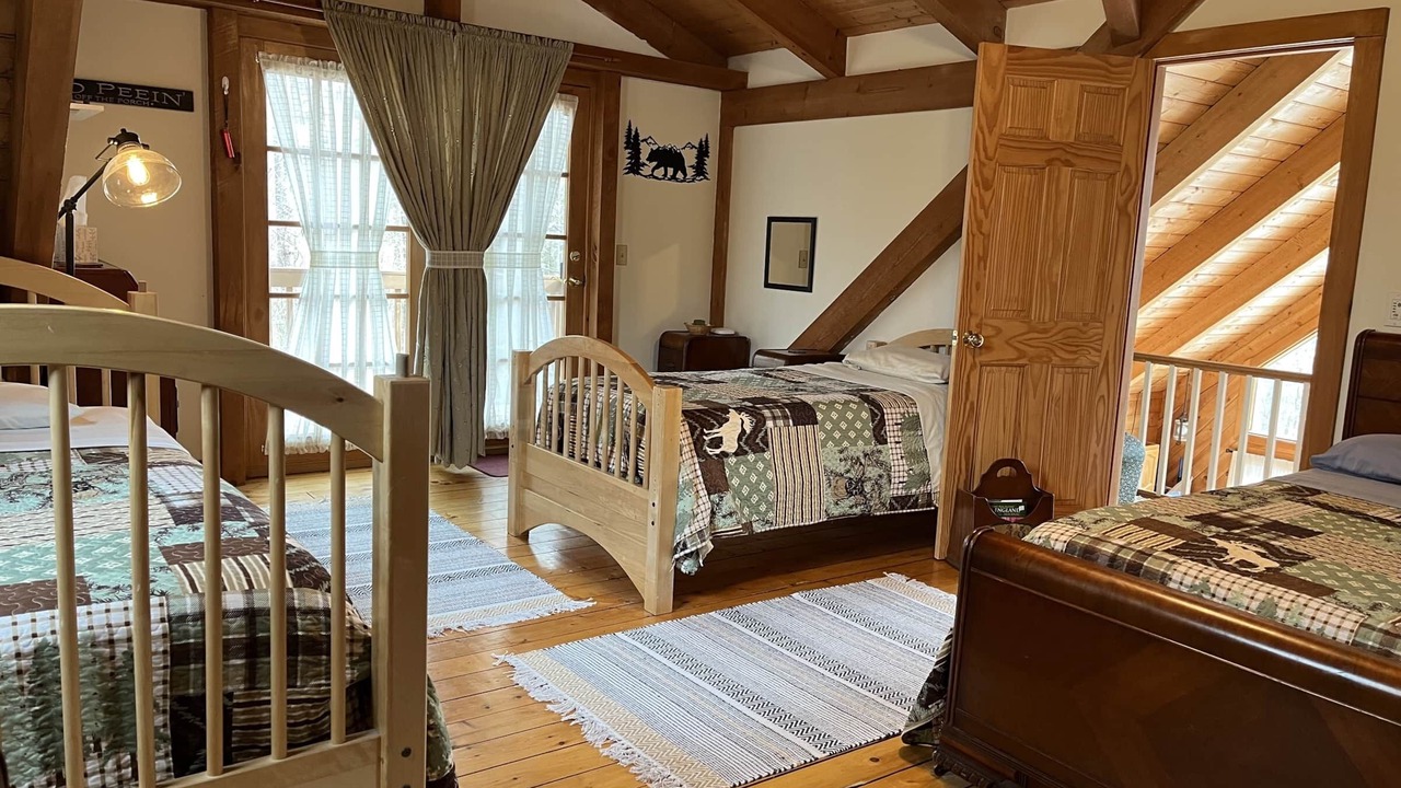 Photo of Patio Balcony in Woodsville