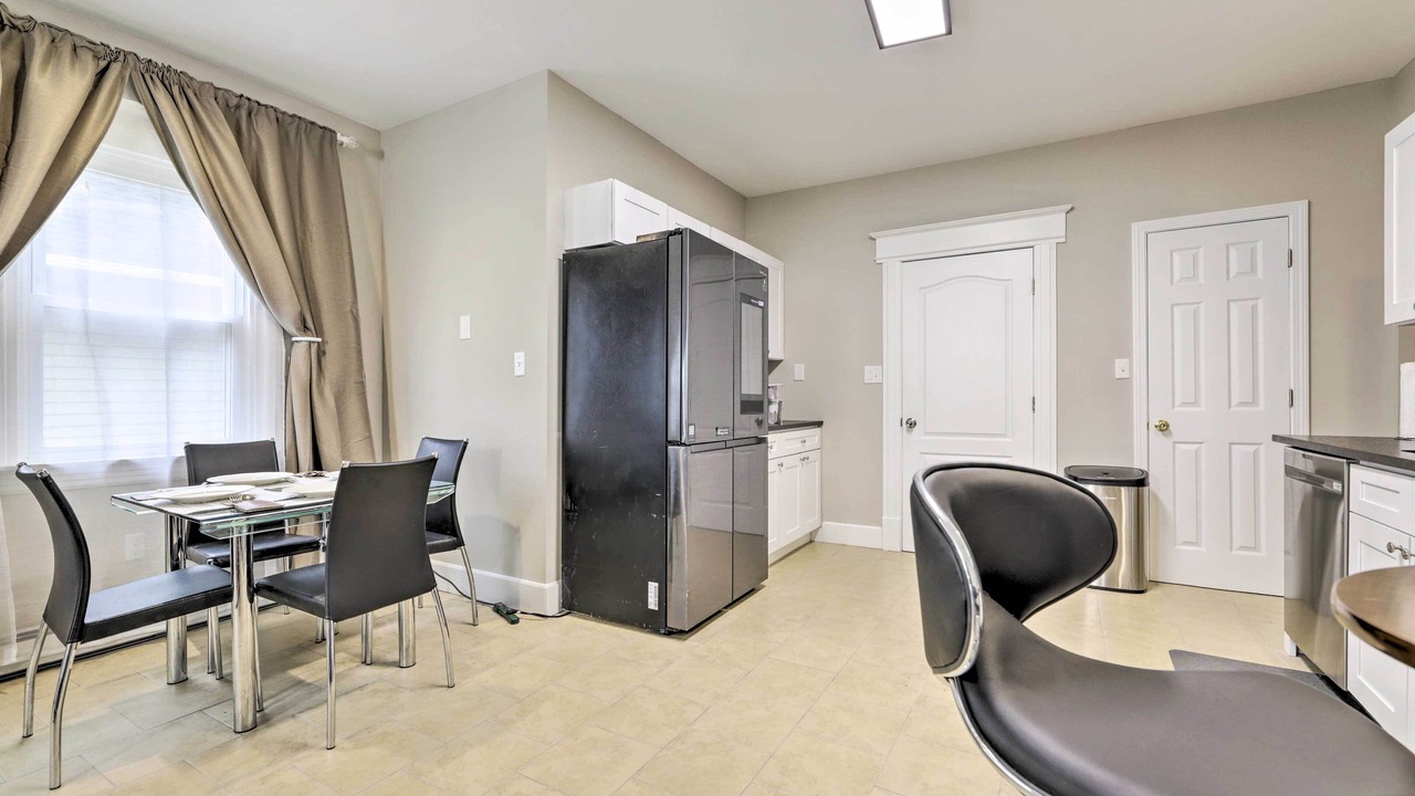 Photo of Others in Memorial Square