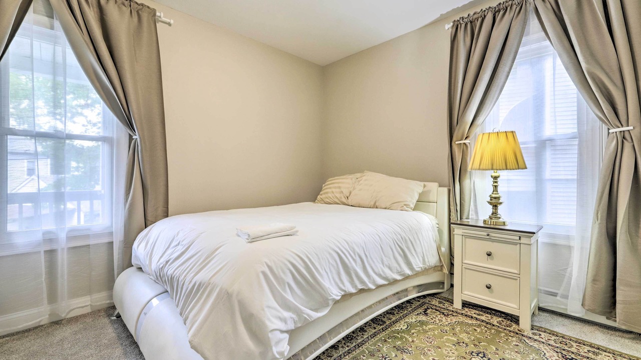 Photo of Others in Memorial Square