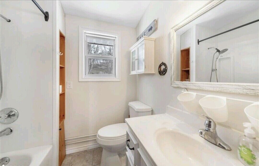 Photo of Bathroom in Centre Hastings