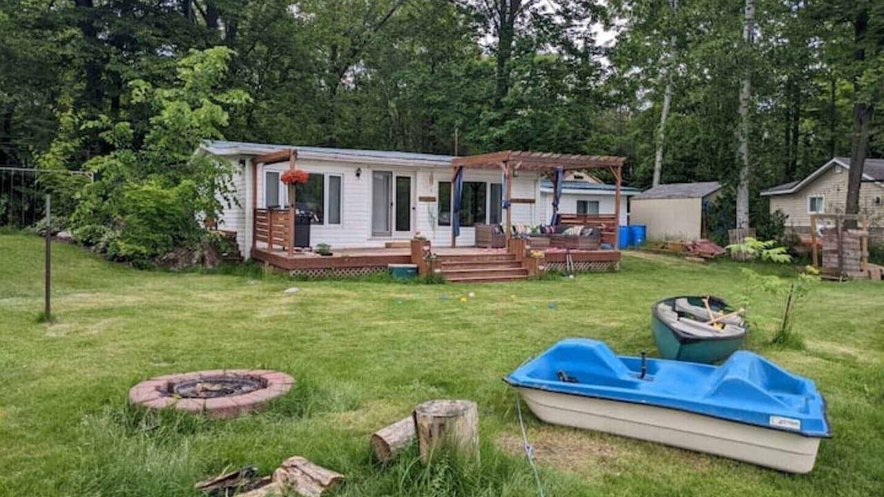 Photo of Outdoor in Centre Hastings