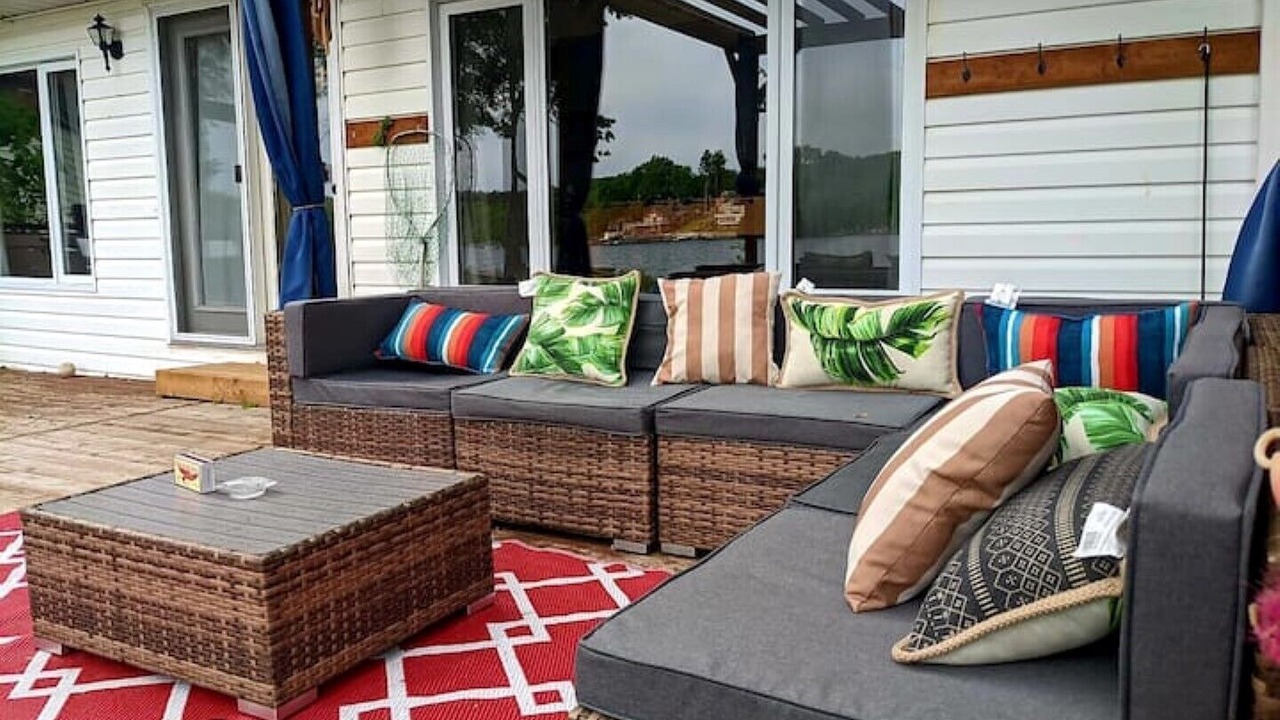 Photo of Patio Balcony in Centre Hastings