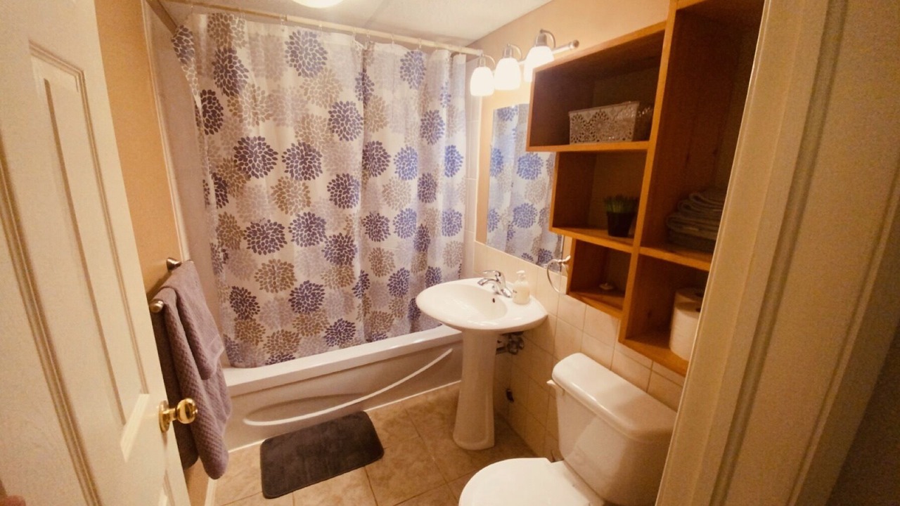 Photo of Bathroom in Maugerville