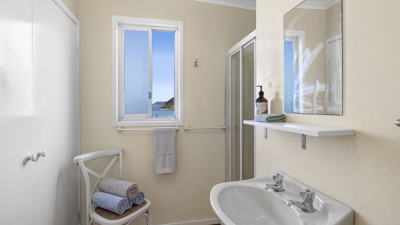 Photo of Bathroom in Eastern View