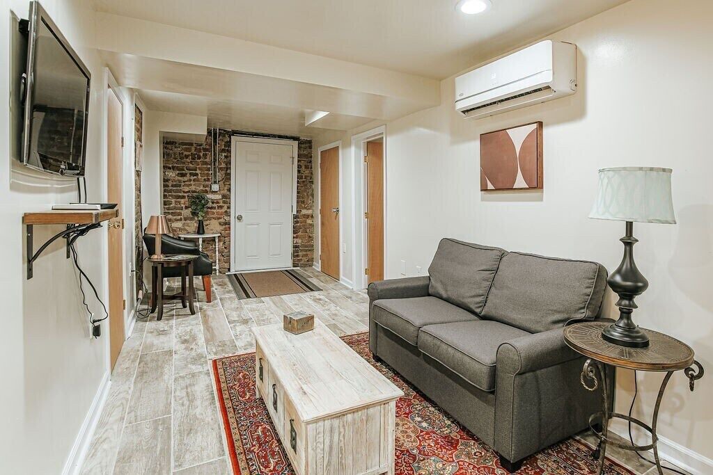 Photo of Livingroom in Staunton