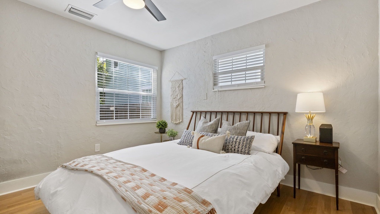 Photo of Bedroom in Lake Worth