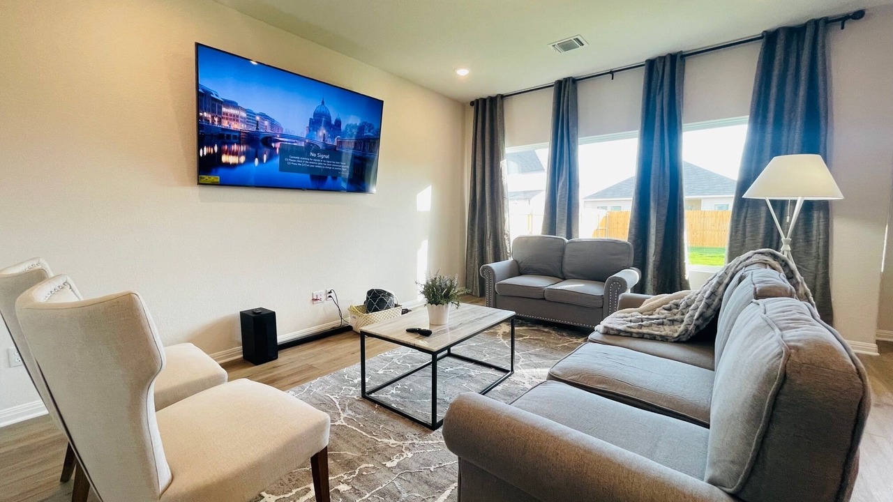 Photo of Livingroom in Manor