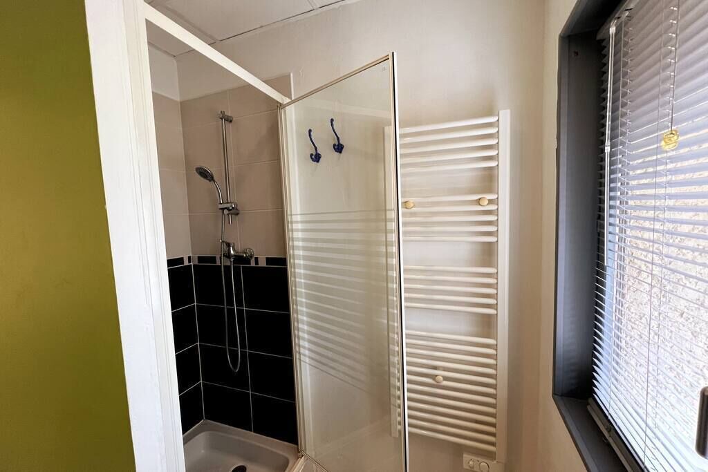 Photo of Bathroom in Violaines