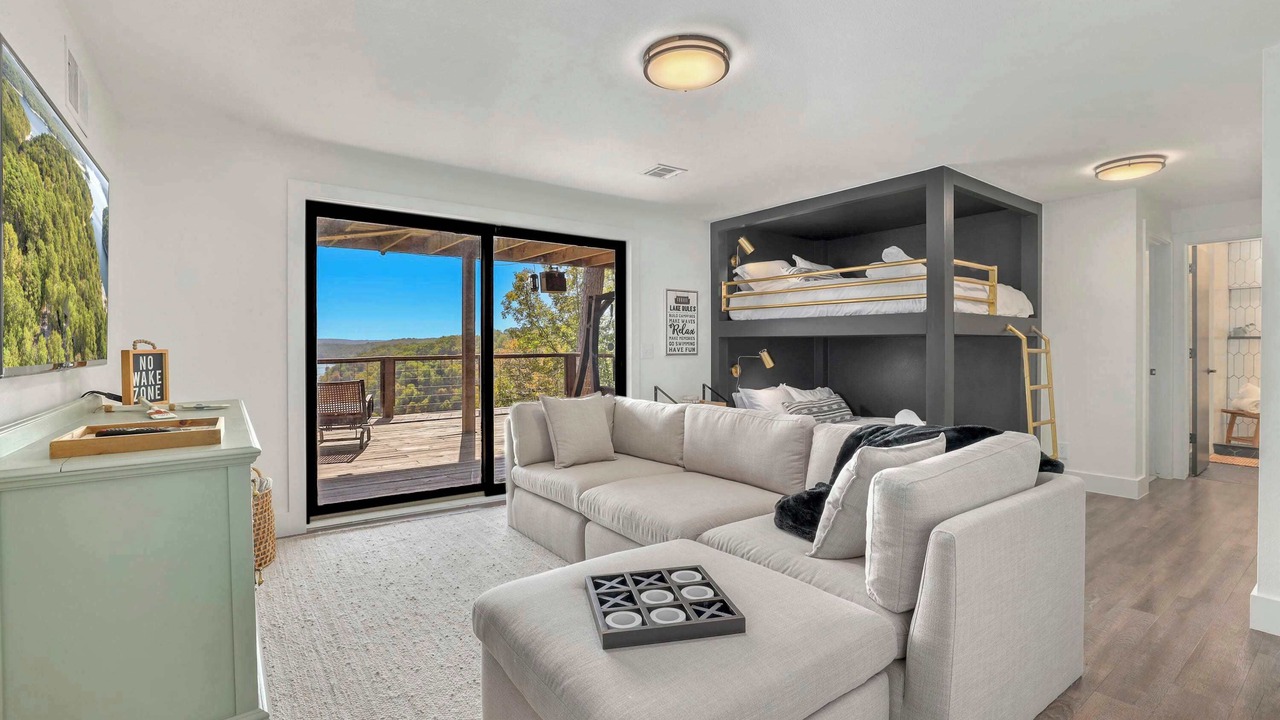 Photo of Livingroom in Beaver Shores