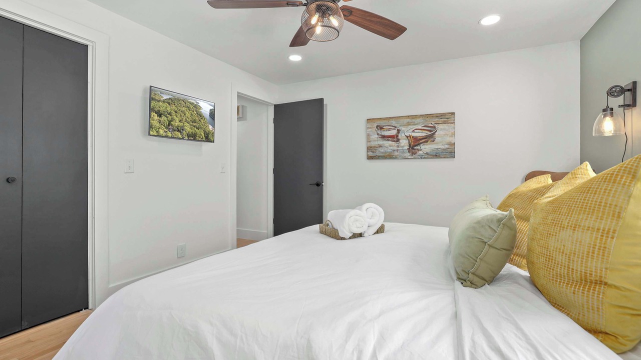 Photo of Bedroom in Beaver Shores