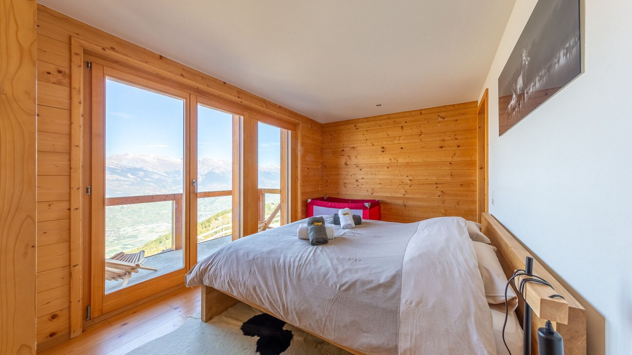 Photo of Bedroom in Saint-Pierre-de-Clages