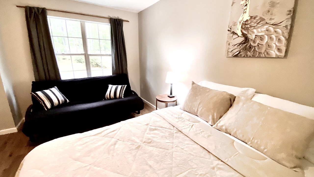 Photo of Bedroom in Pineville