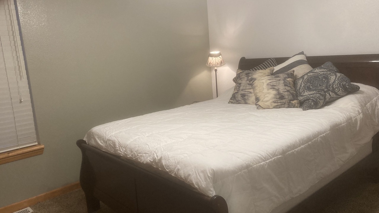 Photo of Bedroom in East Thermopolis