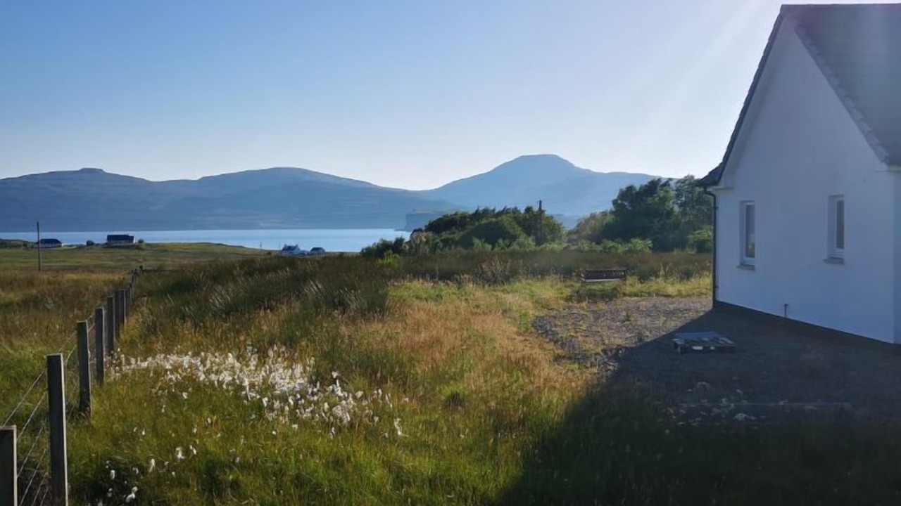 Photo of Outdoor in Caroy