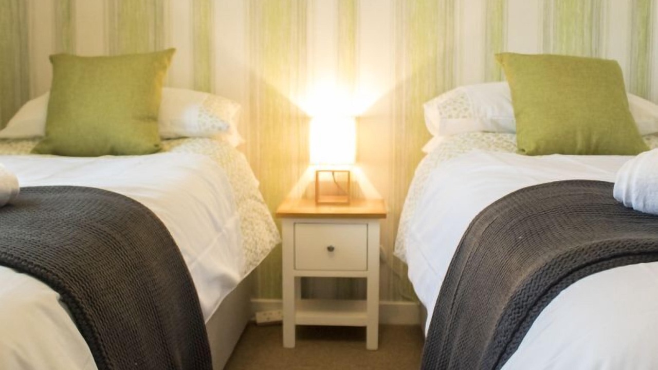 Photo of Others in Caroy