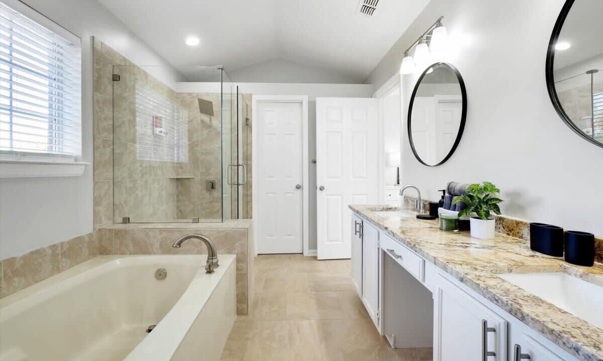 Photo of Bathroom in Lewisville