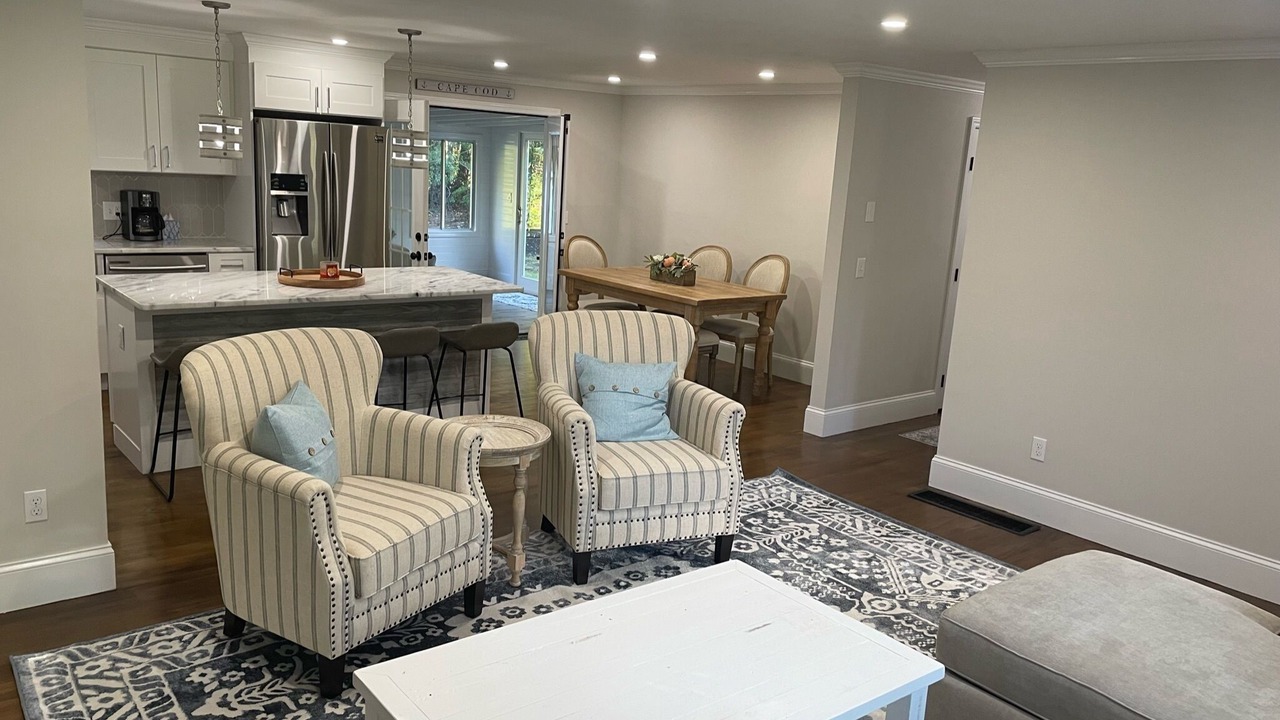 Photo of Livingroom in Northwest Harwich