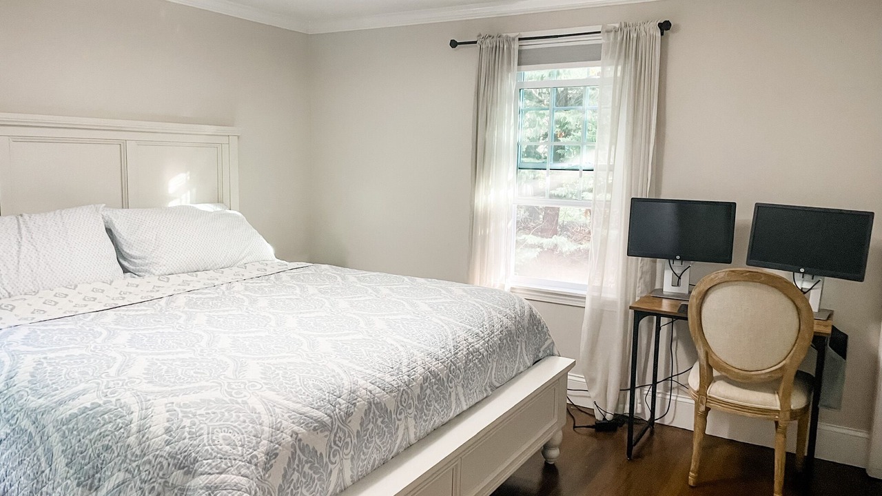 Photo of Bedroom in Northwest Harwich