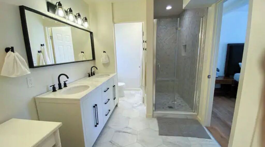 Photo of Bathroom in North Mountain