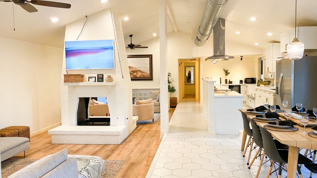 Photo of Livingroom in North Mountain