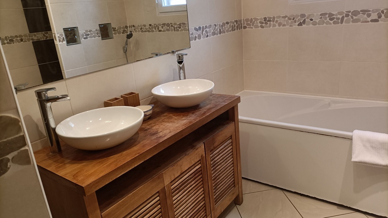 Photo of Bathroom in Sainte-Eulalie-en-Royans