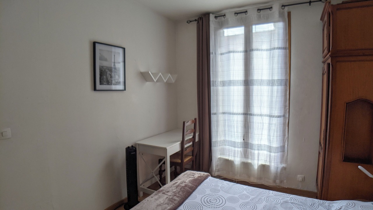 Photo of Bedroom in Saint-Denis
