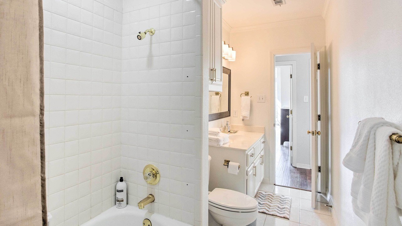 Photo of Bathroom in Plano