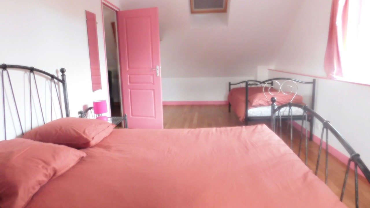 Photo of Bedroom in Louge-sur-Maire