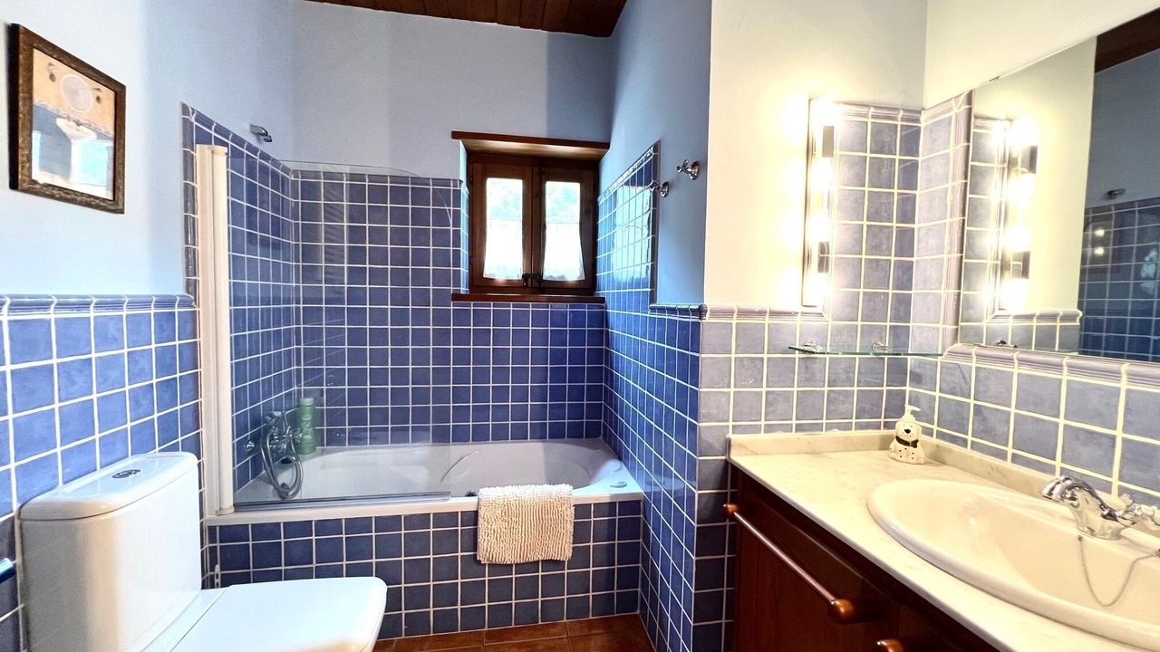 Photo of Bathroom in Espot