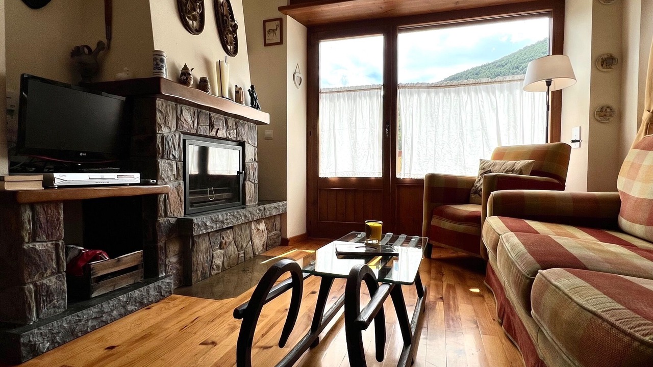 Photo of Livingroom in Espot