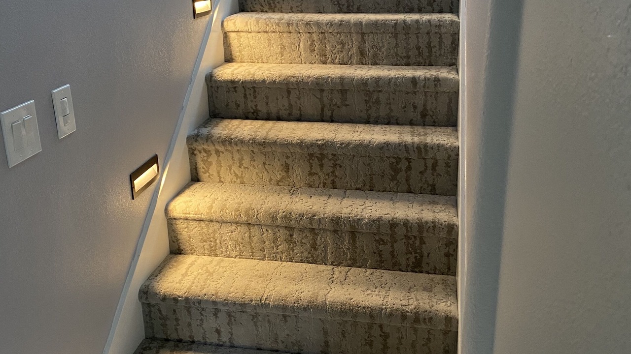 Photo of Others in Salem