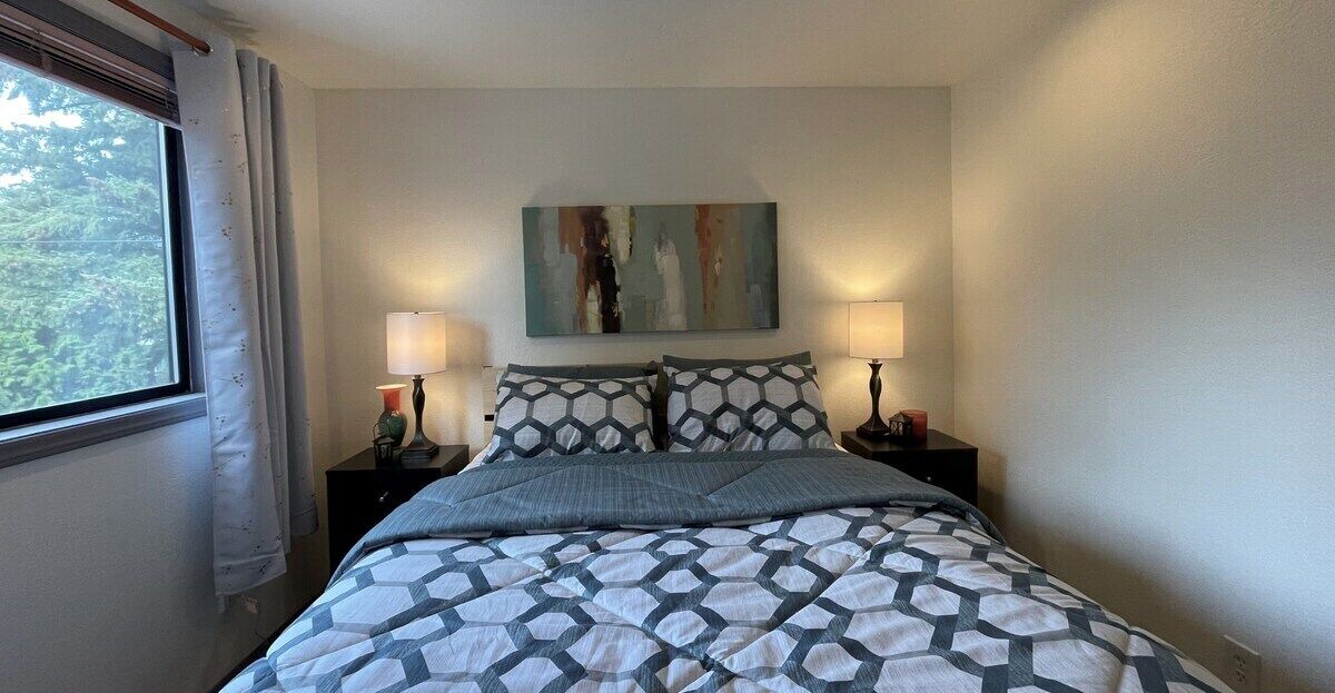Photo of Bedroom in North City