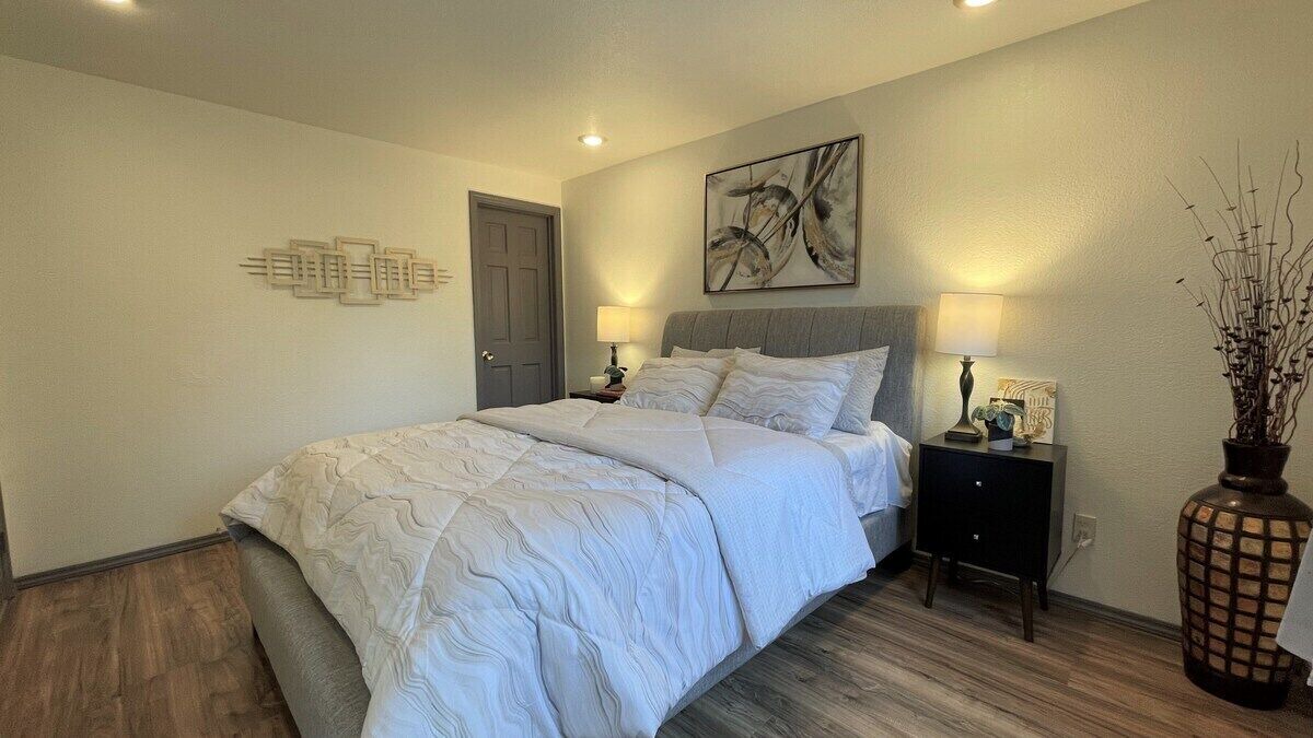 Photo of Bedroom in North City