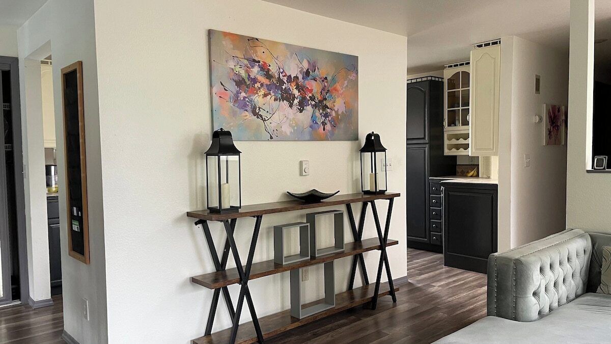 Photo of Livingroom in North City