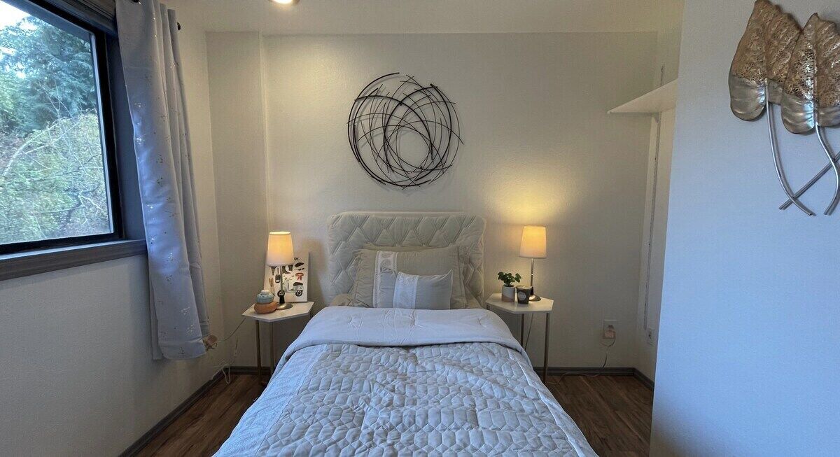 Photo of Bedroom in North City