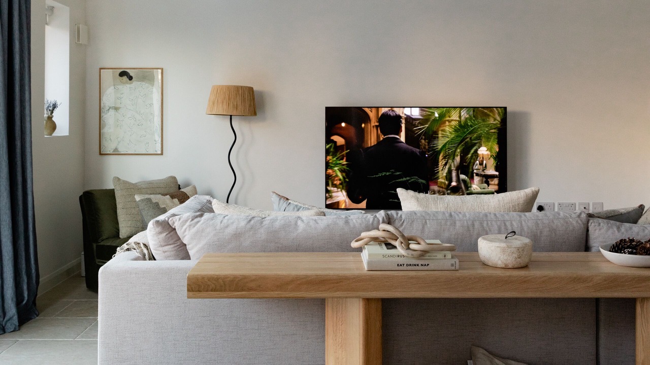 Photo of Livingroom in Eton