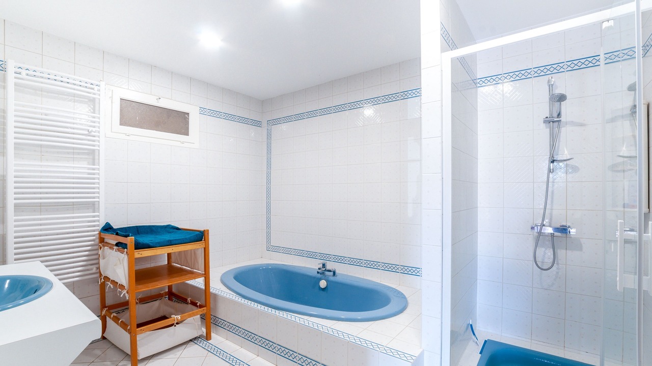 Photo of Bathroom in Montpouillan