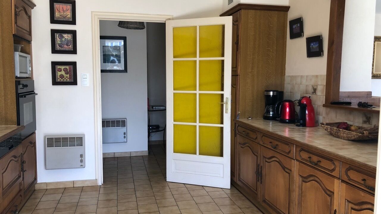 Photo of Kitchen in Saint-Alban-sous-Sampzon