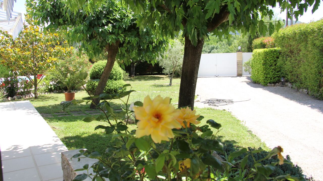 Photo of Outdoor in Saint-Alban-sous-Sampzon