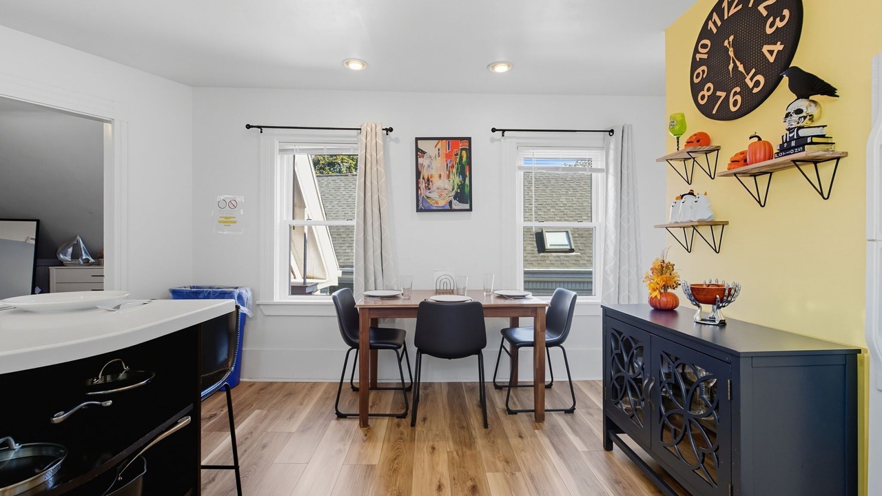 Photo of Others in Salem