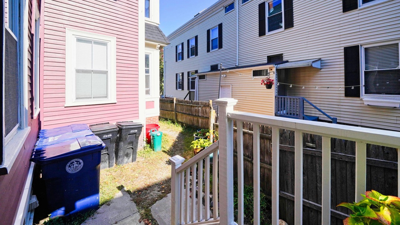 Photo of Others in Salem