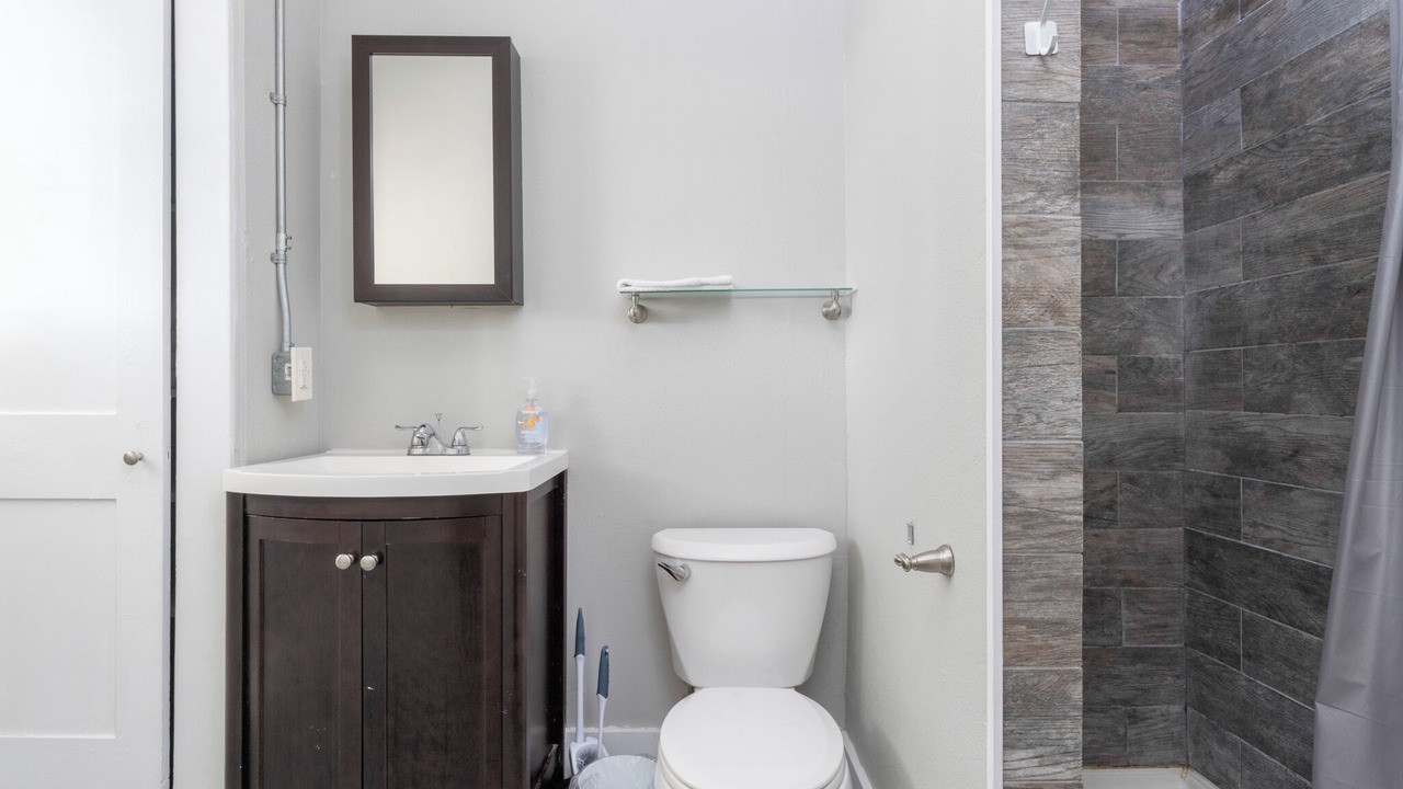 Photo of Bathroom in Central City
