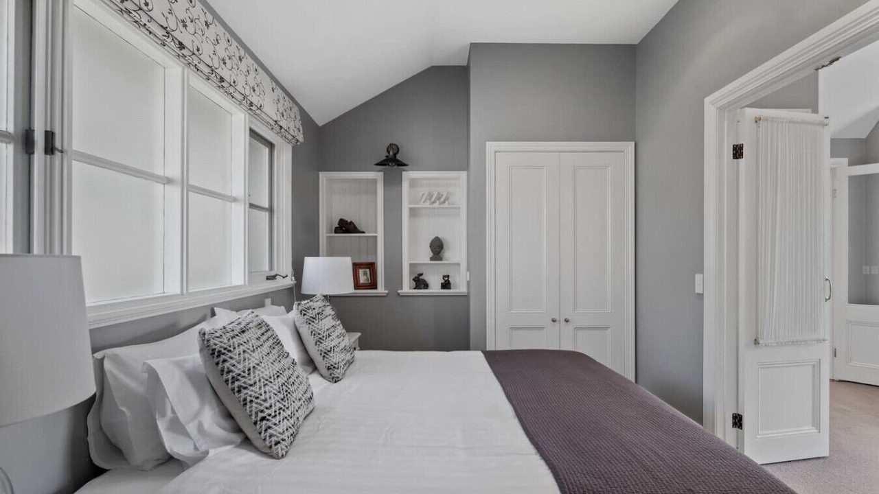 Photo of Others in Rhyll