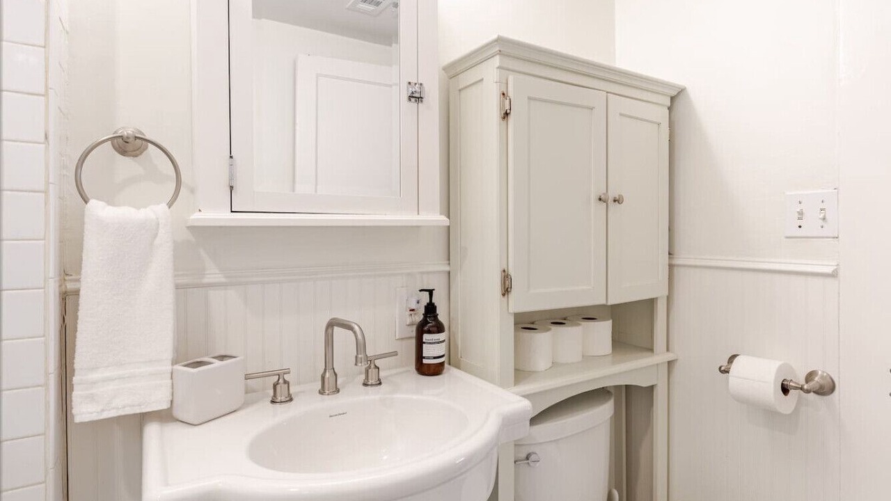 Photo of Bathroom in Oak Lawn