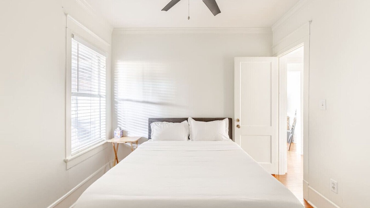 Photo of Bedroom in Oak Lawn