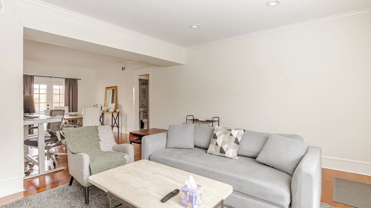 Photo of Livingroom in Oak Lawn