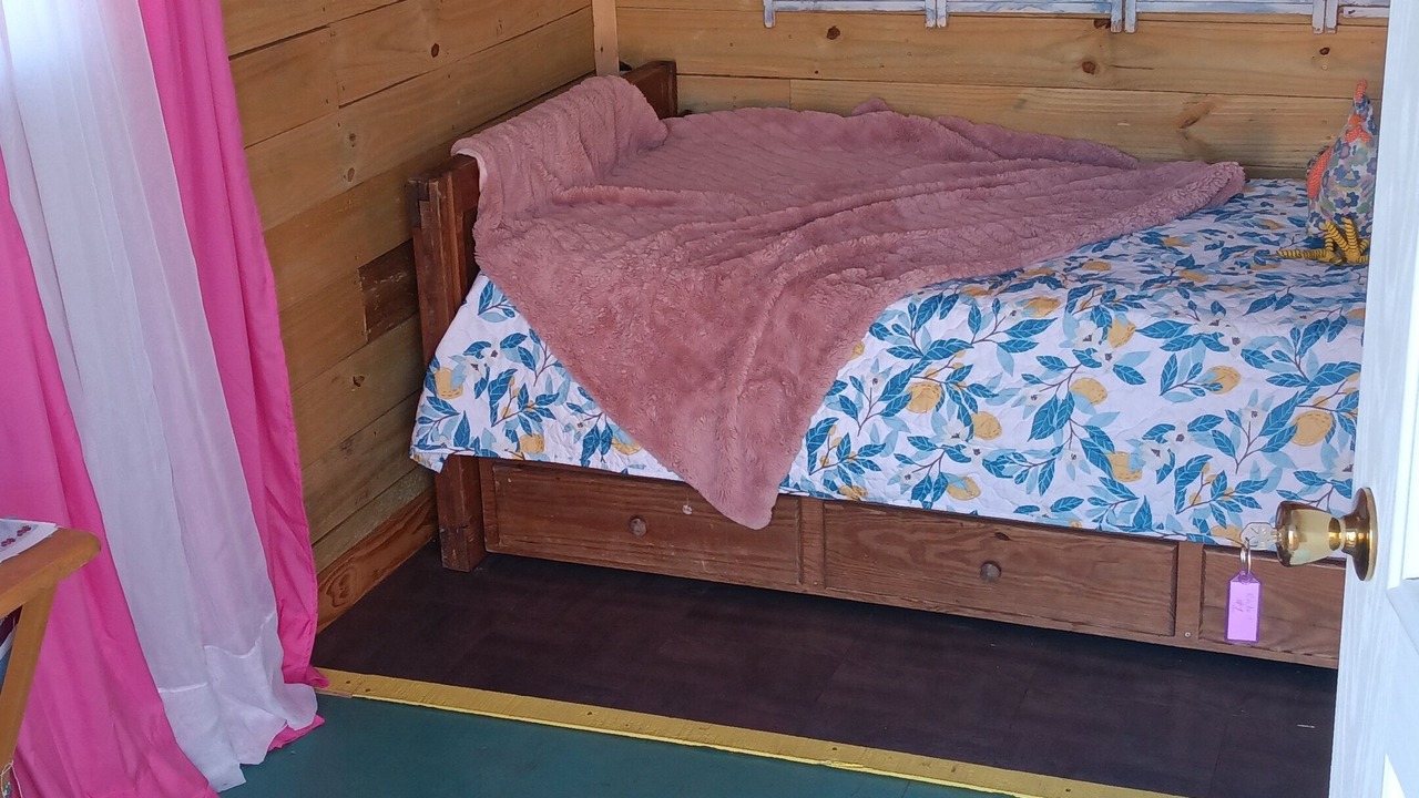 Photo of Bedroom in Camp Wood