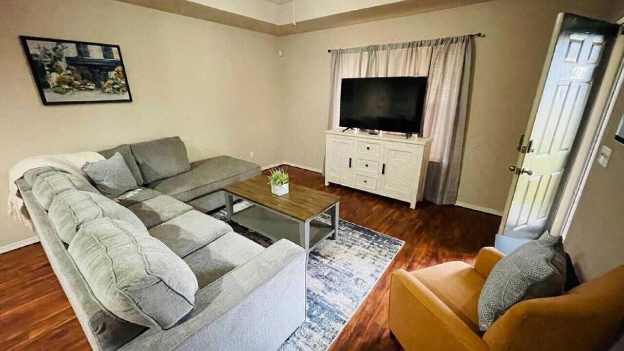 Photo of Livingroom in McAlester