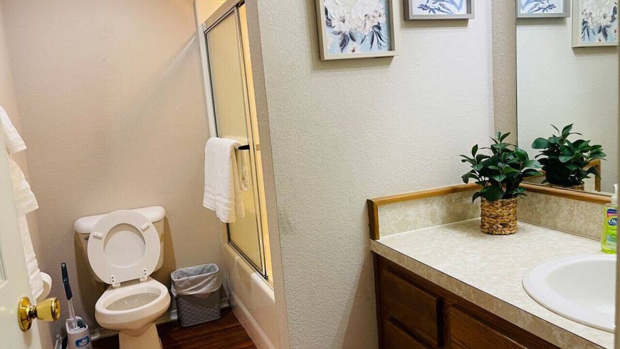 Photo of Bathroom in McAlester