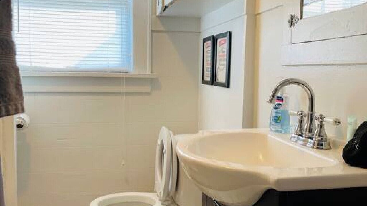 Photo of Bathroom in Muskogee